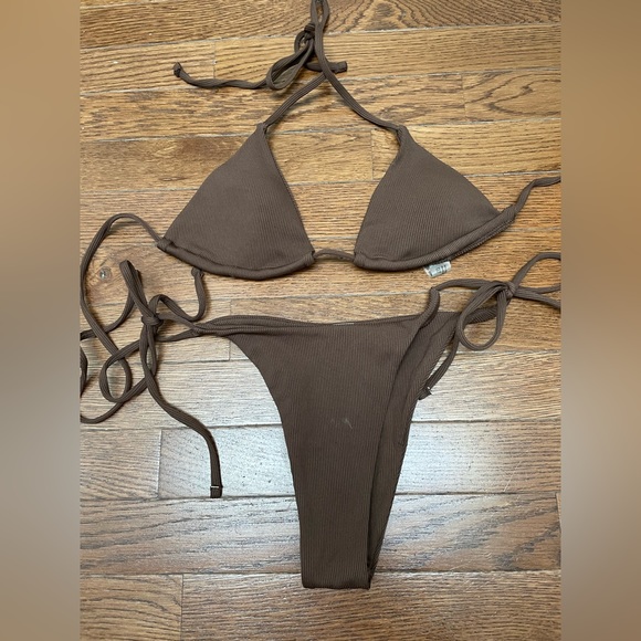 Bikini Bundle - Picture 3 of 3